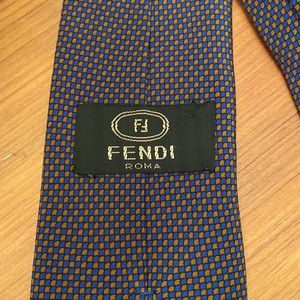 FENDI 100% Silk Men’s Tie